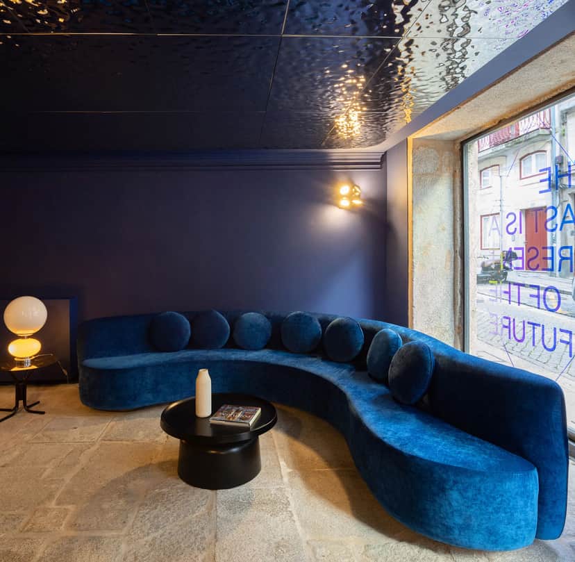 Almadina Smart Luxury, Porto