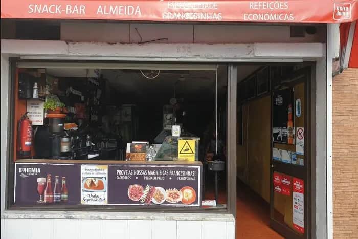Café Almeida, Porto