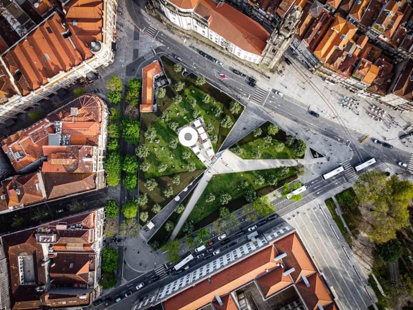 Base Porto, Porto