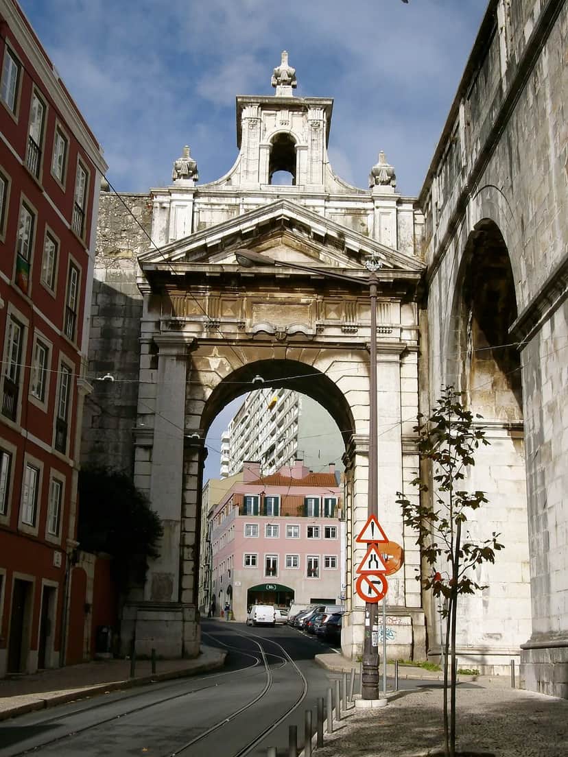 Arco Triunfal das Amoreiras, Lissabon
