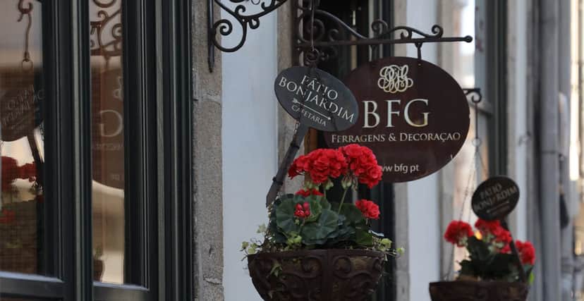 Bernardino Francisco Guimarães Sucr., Porto