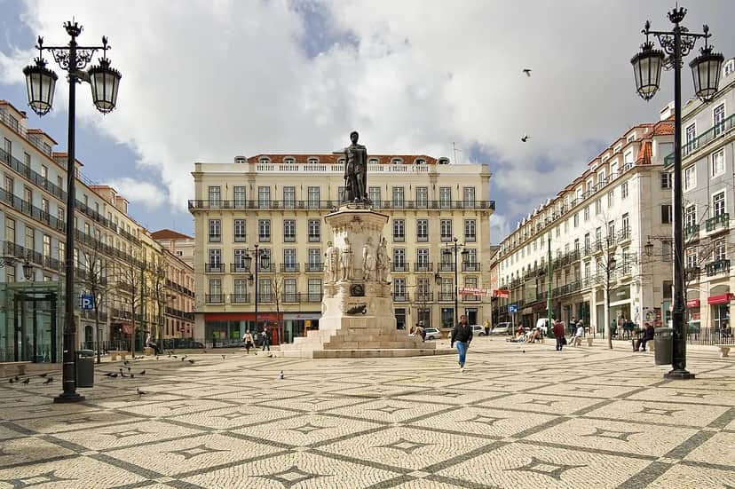 Luís de Camões, 里斯本