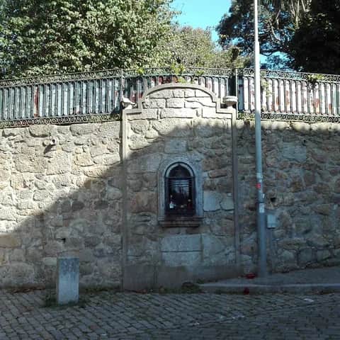Alminhas da Vilarinha, Porto