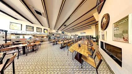 O Cabeças - Armazém Das Sandes, Porto