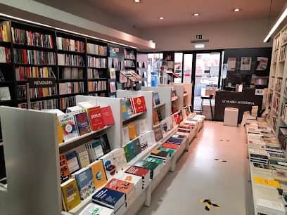 Livraria Almedina, Oporto
