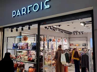 Parfois, Lisbon