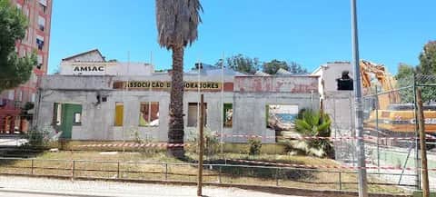 Associação de Moradores de Santo António dos Cavaleiros, Lissabon