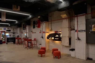 Garagem da Vizinha, 里斯本