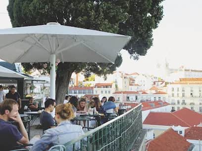 Quiosque Portas do Sol, Lissabon