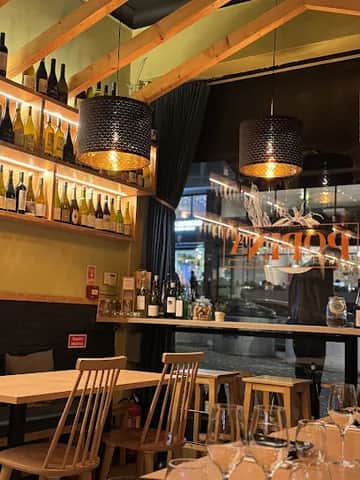 Popina, Porto
