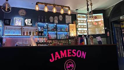 Bar 104, Lisbon