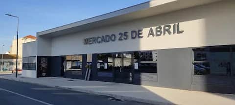 Mercado Municipal 25 de Abril, 里斯本