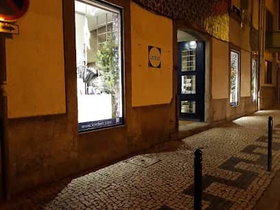 Lordien, Porto