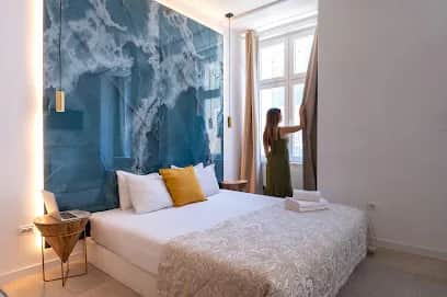 Lisbon Studios, 里斯本