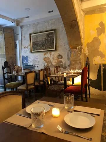 151 Da Rosa, Lisbon