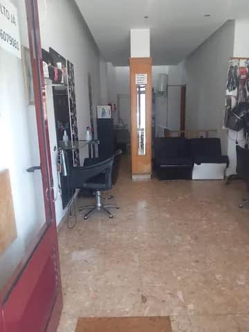 Cabeleireiro LOW COST, Lissabon