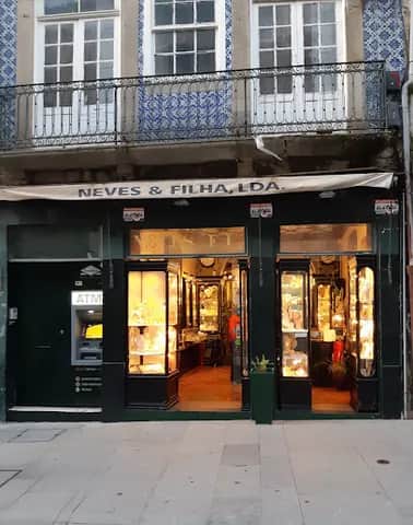Neves & Filha, Porto