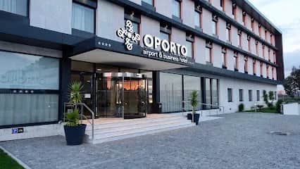 oporto airport & business hotel, Porto
