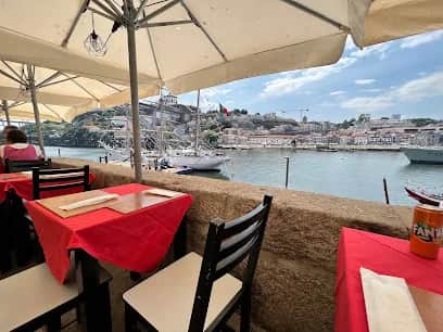 Ribeira Restaurante Bar, Porto