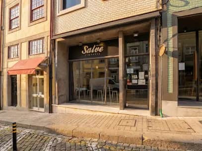 Salve Simpatia, Porto