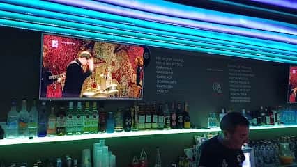 Bar Number Two, Lissabon
