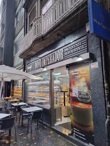 Novo Imperador, Porto