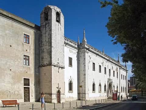 Instituto de Beleza "Junção e Dalila", 里斯本