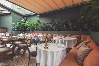 Quattro Ristorante, Porto