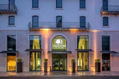 DoubleTree by Hilton Lisbon - Fontana Park, Lissabon