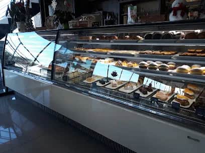 Lion's - Confeitaria, Padaria, Fabrico Próprio, Oporto