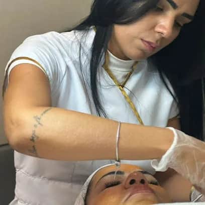 Leticia Araújo, 里斯本