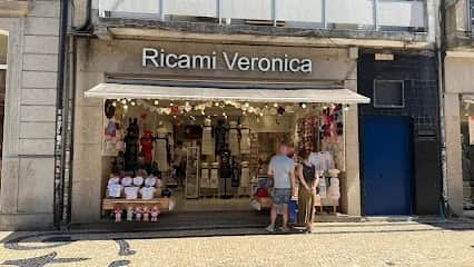 Ricami Veronica, Porto