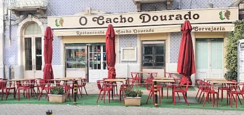 O Cacho Dourado, Lissabon