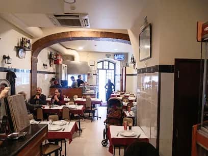 O Tachadas, Lissabon