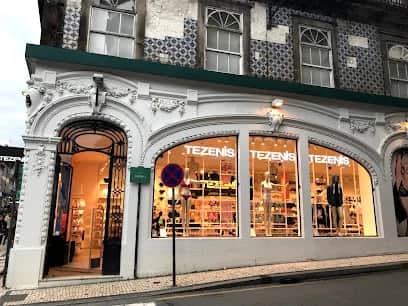 Tezenis, Porto
