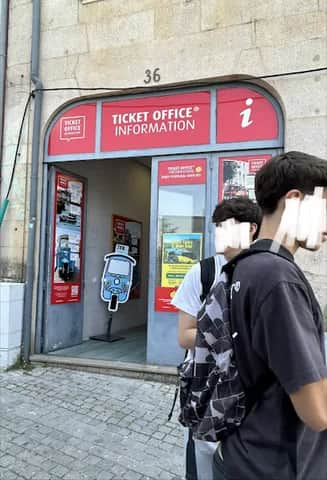 Ticket Office, Porto