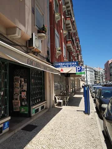 Eduardo Dos Livros, Lissabon
