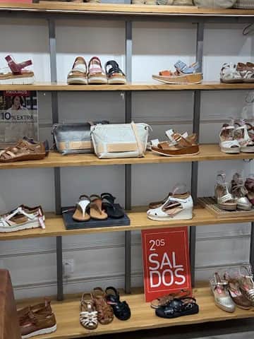 Pikolinos, Porto
