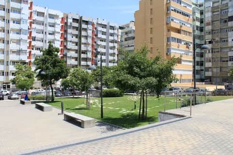 Jardim da Rua Inocêncio Francisco da Silva, 里斯本