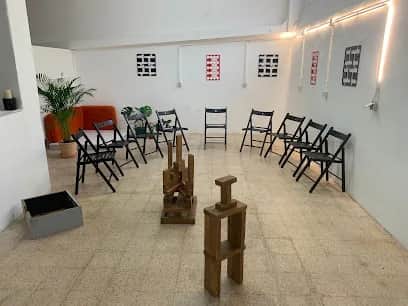 Lugar Específico, 里斯本
