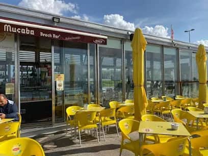 Pedras Amarelas - Bar Cafetaria Gelataria Creparia, Porto