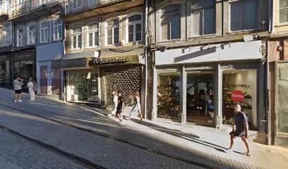 Massima Paris, Porto